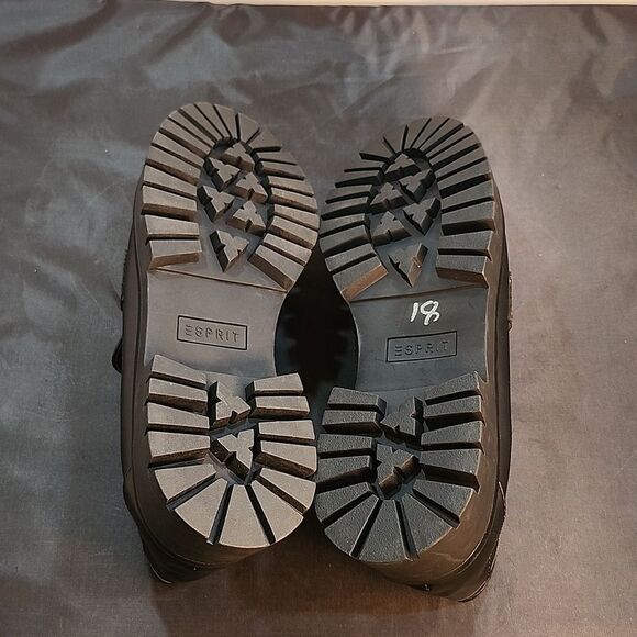 BRAND NEW SPRIT WOMEN'S SAGAN FAUX LEATHER LUGGED SOLE PENNY LOAFERS - Picture 12 of 16